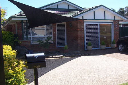 David has used a black 4x6x7.21 right angle shade sail for the front of his place and it looks fantastic.\\n\\n29/10/2014 2:14 PM